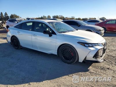 Czwarte zdjęcie samochodu z boku: 2020 TOYOTA AVALON TRD VIN:4T1FZ1FB1LU054317 - miniatura