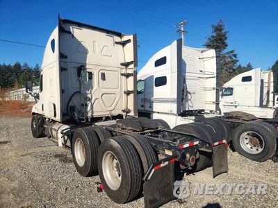 Drugie zdjęcie samochodu z przodu: 2017 FREIGHTLINER CASCADIA 125 SEMI TRUCK VIN:3AKJGLDR5HSHZ8208 - miniatura