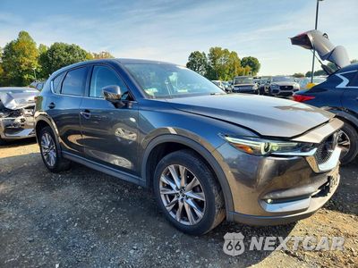 Czwarte zdjęcie samochodu z boku: 2019 MAZDA CX-5 GRAND TOURING VIN:JM3KFBDM0K0679181 - miniatura