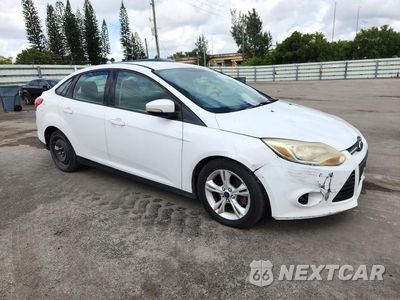 Czwarte zdjęcie samochodu z boku: 2013 FORD FOCUS SE VIN:1FADP3F2XDL159349 - miniatura