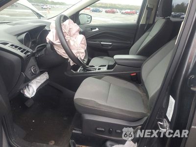 Zdjęcie 7 z 13 samochodu: 2019 FORD ESCAPE VIN:1FMCU9GD6KUA84802 - miniatura