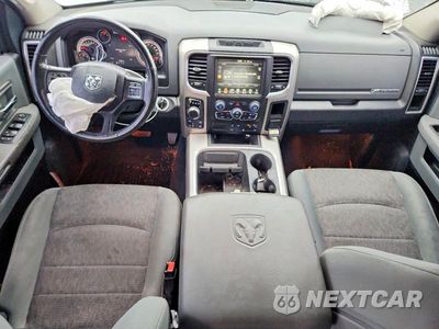 Zdjęcie 8 z 12 samochodu: 2017 RAM 1500 SLT VIN:3C6RR7LT4HG564826 - miniatura