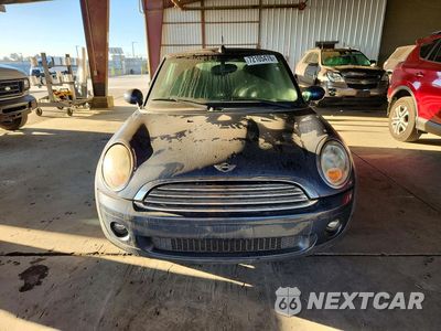 Piąte zdjęcie samochodu w środku: 2010 MINI COOPER VIN:WMWMR3C52ATZ18782 - miniatura