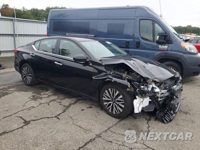 Czwarte zdjęcie samochodu z boku: 2023 NISSAN ALTIMA SV VIN:1N4BL4DV8PN324359 - miniatura