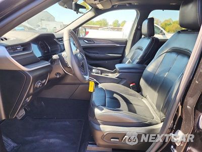 Zdjęcie 7 z 13 samochodu: 2025 JEEP GRAND CHEROKEE L LIMITED VIN:1C4RJKBG2S8638197 - miniatura