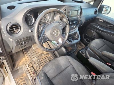 Zdjęcie 8 z 13 samochodu: 2016 MERCEDES-BENZ METRIS VIN:WD3PG2EA5G3062147 - miniatura