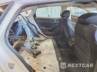 Zdjęcie 10 z 13 samochodu: 2020 HONDA ACCORD EX VIN:1HGCV1F44LA115800 - miniatura