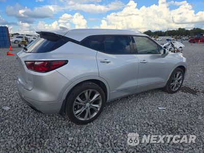 Trzecie zdjęcie samochodu z tyłu: 2020 CHEVROLET BLAZER PREMIER VIN:3GNKBFRS4LS552129 - miniatura