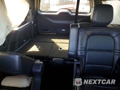Zdjęcie 10 z 13 samochodu: 2023 LINCOLN NAVIGATOR RESERVE VIN:5LMJJ2LGXPEL11236 - miniatura