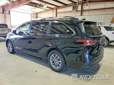 Drugie zdjęcie samochodu z przodu: 2021 TOYOTA SIENNA XLE VIN:5TDJRKEC0MS068018 - miniatura