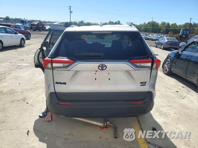Zdjęcie 6 z 13 samochodu: 2025 TOYOTA RAV4 XLE VIN:2T3P1RFV8SW617437 - miniatura