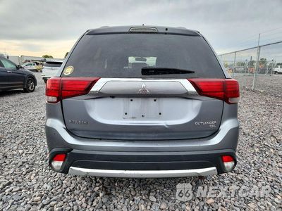 Zdjęcie 6 z 13 samochodu: 2016 MITSUBISHI OUTLANDER SE VIN:JA4AD3A31GZ022558 - miniatura