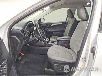 Zdjęcie 7 z 14 samochodu: 2022 FORD ESCAPE SE VIN:1FMCU0G60NUB66655 - miniatura