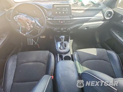 Zdjęcie 8 z 13 samochodu: 2021 KIA FORTE GT LINE VIN:3KPF34AD1ME385530 - miniatura