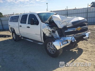 Czwarte zdjęcie samochodu z boku: 2014 CHEVROLET SILVERADO K2500 HEAVY DUTY LT VIN:1GC1KXCG0EF118683 - miniatura