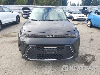 Piąte zdjęcie samochodu w środku: 2023 KIA SOUL LX VIN:KNDJ23AU2P7871131 - miniatura