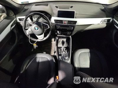 Zdjęcie 8 z 13 samochodu: 2016 BMW X1 XDRIVE28I VIN:WBXHT3C33G5E47944 - miniatura