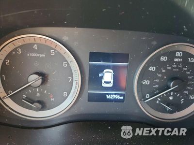 Zdjęcie 9 z 13 samochodu: 2019 HYUNDAI TUCSON SE VIN:KM8J23A47KU916215 - miniatura