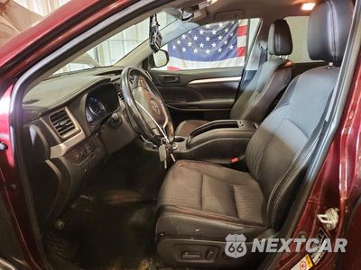 Zdjęcie 7 z 14 samochodu: 2019 TOYOTA HIGHLANDER LE PLUS VIN:5TDBZRFHXKS981535 - miniatura