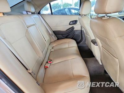 Zdjęcie 10 z 12 samochodu: 2015 CHEVROLET MALIBU 1LT VIN:1G11C5SLXFF221183 - miniatura