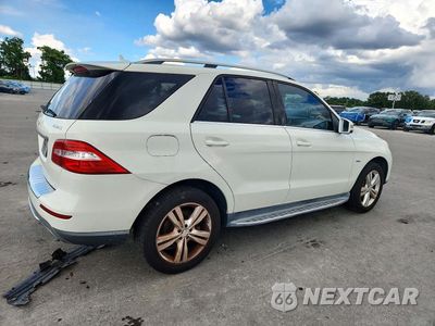 Trzecie zdjęcie samochodu z tyłu: 2012 MERCEDES-BENZ ML 350 4MATIC VIN:4JGDA5HB9CA036510 - miniatura