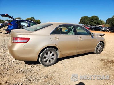 Trzecie zdjęcie samochodu z tyłu: 2011 TOYOTA CAMRY LE VIN:4T1BF3EK1BU740750 - miniatura