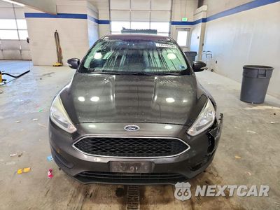 Piąte zdjęcie samochodu w środku: 2016 FORD FOCUS SE VIN:1FADP3F21GL402809 - miniatura