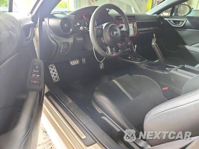 Zdjęcie 8 z 12 samochodu: 2026 TOYOTA GR86 PREMIUM VIN:JF1ZNBE14T8075186 - miniatura