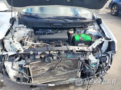 Zdjęcie 12 z 14 samochodu: 2017 NISSAN ROGUE S VIN:KNMAT2MV8HP529874 - miniatura