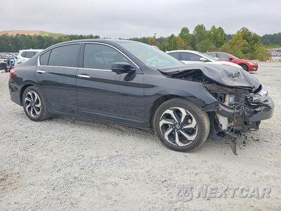 Czwarte zdjęcie samochodu z boku: 2017 HONDA ACCORD EXL VIN:1HGCR3F80HA038692 - miniatura
