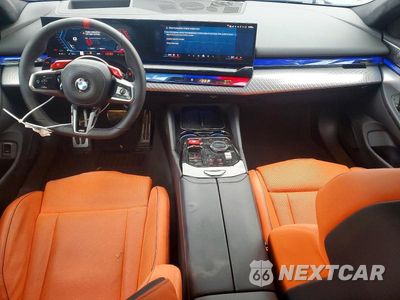 Zdjęcie 8 z 12 samochodu: 2026 BMW M5 VIN:WBS83FK01TCW33791 - miniatura