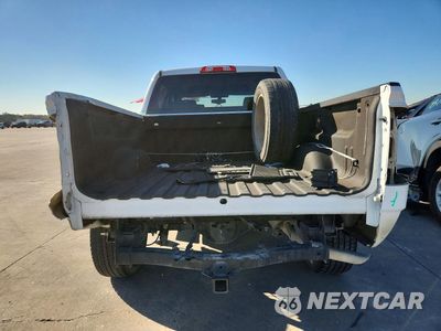 Zdjęcie 6 z 13 samochodu: 2018 CHEVROLET SILVERADO C1500 CUSTOM VIN:3GCPCPEC1JG337548 - miniatura