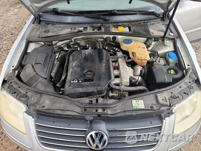 Zdjęcie 11 z 12 samochodu: 2003 VOLKSWAGEN PASSAT GL VIN:WVWND63BX3E369000 - miniatura