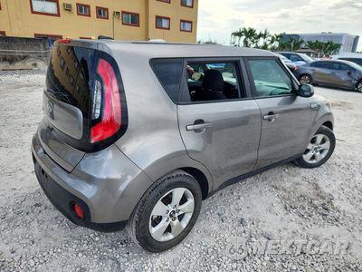 Trzecie zdjęcie samochodu z tyłu: 2018 KIA SOUL BASE VIN:KNDJN2A21J7588632 - miniatura
