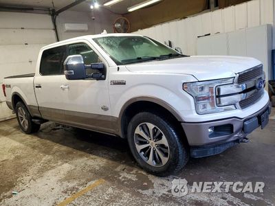 Czwarte zdjęcie samochodu z boku: 2019 FORD F150 SUPERCREW VIN:1FTFW1E49KFC74775 - miniatura