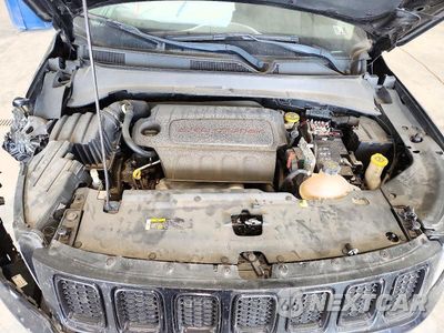 Zdjęcie 11 z 12 samochodu: 2018 JEEP COMPASS LATITUDE VIN:3C4NJDBB0JT432889 - miniatura
