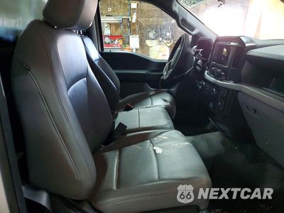 Zdjęcie 10 z 13 samochodu: 2023 FORD F150 VIN:1FTMF1EB9PKE30186 - miniatura