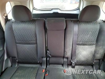 Zdjęcie 10 z 14 samochodu: 2018 NISSAN ROGUE S VIN:JN8AT2MT2JW460257 - miniatura