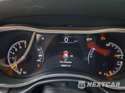 Zdjęcie 9 z 12 samochodu: 2016 JEEP GRAND CHEROKEE LIMITED VIN:1C4RJFBG6GC343860 - miniatura