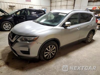 2017 NISSAN ROGUE SV KNMAT2MT4HP542796 - główne zdjęcie licytacji z USA - miniatura