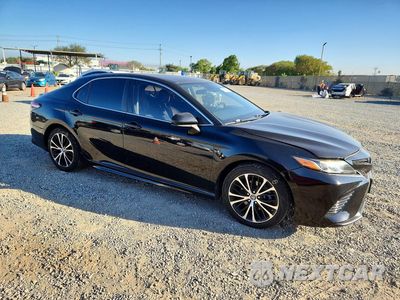 Czwarte zdjęcie samochodu z boku: 2019 TOYOTA CAMRY L VIN:4T1B11HK5KU229878 - miniatura