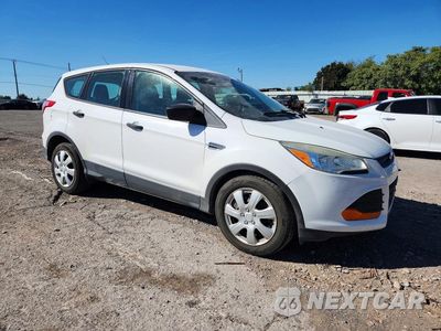 Czwarte zdjęcie samochodu z boku: 2016 FORD ESCAPE S VIN:1FMCU0F79GUA03323 - miniatura