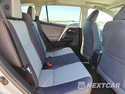 Zdjęcie 10 z 12 samochodu: 2014 TOYOTA RAV4 XLE VIN:2T3RFREV6EW206389 - miniatura