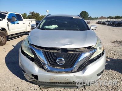 Piąte zdjęcie samochodu w środku: 2017 NISSAN MURANO SV VIN:5N1AZ2MH3HN119497 - miniatura