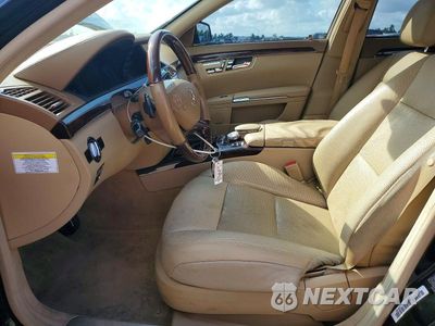Zdjęcie 7 z 12 samochodu: 2012 MERCEDES-BENZ S 550 VIN:WDDNG7DB4CA466556 - miniatura
