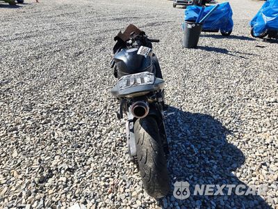 Czwarte zdjęcie samochodu z boku: 2009 HONDA CBR600 RR VIN:JH2PC40009K203055 - miniatura