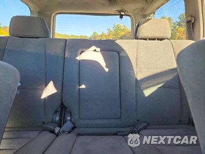 Zdjęcie 10 z 14 samochodu: 2006 HONDA PILOT EX VIN:2HKYF18426H526186 - miniatura