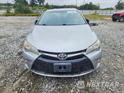 Piąte zdjęcie samochodu w środku: 2015 TOYOTA CAMRY SE VIN:4T1BF1FK5FU932455 - miniatura