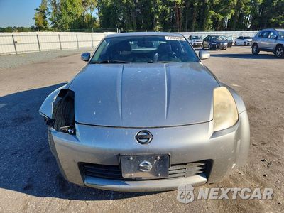 Piąte zdjęcie samochodu w środku: 2004 NISSAN 350Z BASE VIN:JN1AZ34D54T160911 - miniatura