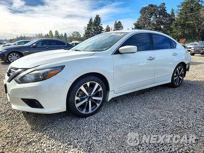 2017 NISSAN ALTIMA 2.5 SR 1N4AL3AP8HC116202 - główne zdjęcie licytacji z USA - miniatura